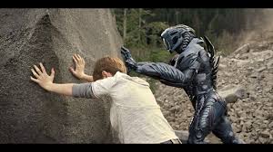 Lost In Space Season 1 Episode 1 Watch Online Free Max Jenkins As Will Robinson Robot In Season 1 Episode 4 Of Lost In Space Netflix Lost In Space Lost Danger Will Robinson