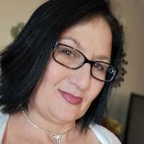 Female housemates in Lafayette, LA