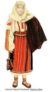 Mai intai de toate doar noi le consideram traditionale. A Cincea Colonial Ordin Costume Populare Pe Regiuni Trandafirul Galben Ro