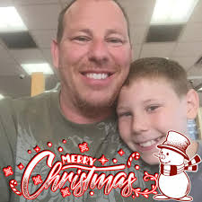 The most dangerous knife in the world. Amazing video by Ross Smith. Many  laughs. ⠀ ⠀ #knifelife #knifecommunity #knives #tactical #military  #weapondesign #weaponsdaily #pewpew #knifeporn #edcknife