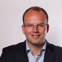 6100+ "(kort)" profiles