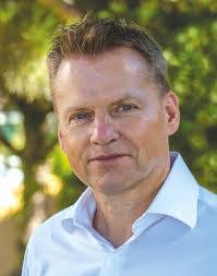 James Mank's Instagram, Twitter & Facebook