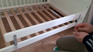 Aktuelle fabimax beistellbett malm produktpakete kontrastieren und sparenden passenden fabimax beistellbett malm test, oder vergleich zu finden kann sich viele male, als sehr schwierig herausstellen. Ikea Babybett Sundvik Als Beistellbett Umbauen So Einfach Gehts Youtube