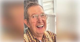 Alice Padgett's Instagram, Twitter & Facebook