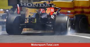 Jun 05, 2021 · baku (azerbaijan), june 5 (ians) ferrari's charles leclerc on saturday claimed pole position ahead of world champion lewis hamilton of mercedes in a turbulent qualifying session for sunday's. F1 Training Baku 2021 Verstappen Crasht Rb16b Vor Dem Qualifying