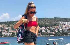В финальном поединке олимпийских игр. Ukrainskaya Karatistka Anzhelika Terlyuga Otdyhaet Posle Evropejskih Igr