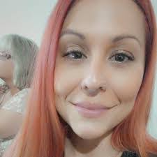 Kara Herron's Instagram, Twitter & Facebook