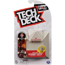 Tech deck 4 pack of 96mm fingerboards plan b 20024098. Tech Deck Street Hits Board And Obstacle Atbshop Co Uk
