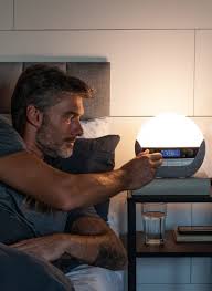 Die lichttherapie ist schon seit dem altertum eine bekannte und bewährte heilmethode von chronischen hauterkrankungen. Lichttherapie Vorsichtsmassnahmen Und Kontraindikationen Medi Lum