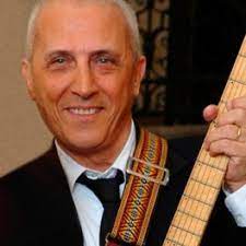 El grito en el cielo. Gianni Bella Albums Songs Playlists Listen On Deezer
