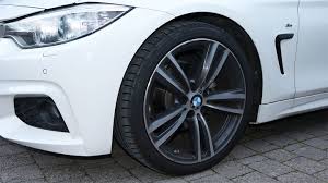 However, in some cases, it is better if you will follow the customary tip for car wash, especially if you don't know how much to tip car wash detail. How Much To Tip A Car Wash Attendant Or Car Detailer Or Should You