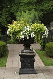 Formal Garden Gallery Formal Garden Formal Gardens Garden Urns