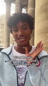 Anna Hand's Instagram, Twitter & Facebook