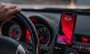 The feature appears on a lot of aftermarket displays and new cars that you can buy today. 10 Best Car Apps For Iphone 2020 Vodytech