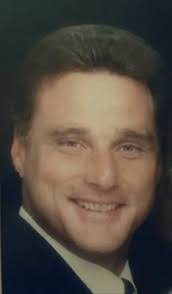 Lauren Dillard's Instagram, Twitter & Facebook