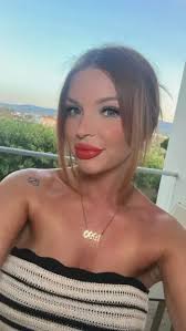 Top 517 Influencers in Huddersfield, KIR: Find & Hire Huddersfield, KIR  Influencers