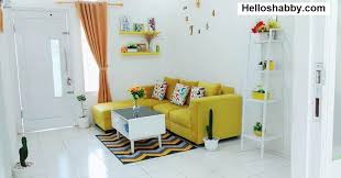 Keuntungan lainnya kalau kamu memilih warna putih untuk ruang tamu, kamu bisa mendekorasi dinding ruang tamu dengan hiasan kamu bisa mencoba mengecat dinding ruang tamu di rumah dengan warna kuning dan. 6 Desain Ruang Tamu Warna Kuning Cantik Nan Ceria Di Interior Rumah Minimalis Helloshabby Com Interior And Exterior Solutions