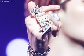 I Wanna Big House Big Cars And Big Rings I Wanna Big House Big Cars And Big Rings Yoongi U Did It Boii U Did It Yoongi Big Rings Bts Suga