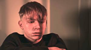 Watch Coronation Street star's heartbreaking final scene as actor quits  soap after four years