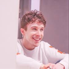 Larry Dean's Instagram, Twitter & Facebook