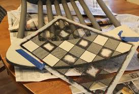 A Garage Sale Dining Chair Upcycle With Pillow In 2020 Upcycle Chair Garage Sales Upcycle