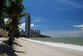 Jika iya, maka simak daftar pantai indah dan menarik di penang yang terkenal sebagai tujuan apa yang bisa anda lakukan saat liburan ke pantai di penang? Pantai Tanjung Bungah Di Pulau Pinang Tempat Menarik Yang Untuk Kita Pergi Tempat Menarik