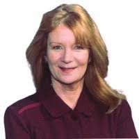 Leslie Annis's Instagram, Twitter & Facebook