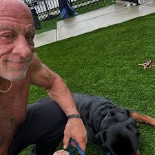 Late late night or early early morning get it in. I feel amazing . The stem  cells have totally kicked in. I think I am as close to 100 % as I'm