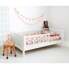 Lit Enfant Vivien Bois Blanc Par Petite Amelie Lits Enfants Lit Enfant 2 Ans Lit Enfant Idee Chambre Enfant