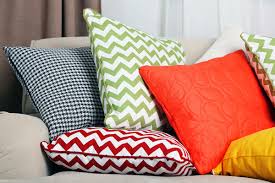 Sondern falls sie sich unsicher sind. Welche Farbe Passt Zu Welcher Couch Zuhause Bei Sam