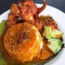 Nasi kukus ayam goreng berempah. Kak Mah Nasi Kukus Ayam Goreng Berempah Cawangan Kuala Krai Updated Their Profile Kak Mah Nasi Kukus Ayam Goreng Berempah Cawangan Kuala Krai
