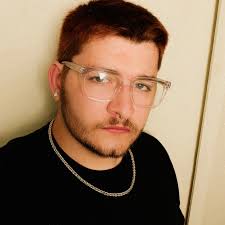 Aiden Hurst (@aiden.hurst) • Instagram photos and videos