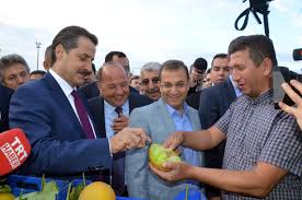 Gida Tarim Ve Hayvancilik Bakani Faruk Celik Antalya Toptanci Hali Esnafini Ziyaret Etti 4 Mayis 2016 Antalya Gida Tarim