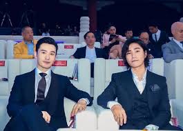 Khi triệu vy gặp scandal lớn nhất trong sự nghiệp, bị khán giả tẩy chay, thậm chí là ném trứng thối, cô vẫn luôn có huỳnh hiểu minh bên cạnh: Tá»«ng Ä'á»©ng 2 Ä'áº§u Chiáº¿n Tuyáº¿n Vi Triá»u Vy Huá»³nh Hiá»u Minh Va Tráº§n Khon Co Man Tai Há»£p Tháº¿ Ká»· Vnreview Tin Má»i Nháº¥t