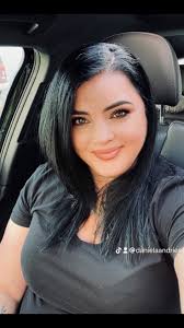 Daniela Andries (@danielaandries)