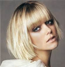 Coiffure Avec Frange En 25 Idees Pour Tout Type De Cheveux Hair Style Pretty Hair And Hair Cuts