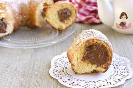 Chiffon cake alla nutella, sofficissimo ciambellone… ciambellone al mascarpone con cuore morbido di nutella. Ciambella Con Cuore Alla Nutella Soffice Tutto Fa Brodo In Cucina