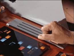 Music video by nicki minaj performing beam me up scotty. Star Trek Beam Me Up Gifs Get The Best Gif On Giphy