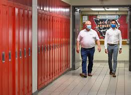 Publicly funded elementary and secondary schools are administered by the ontario. Parents Of Ontario Maybe It S Time To Call A Strike Macleans Ca
