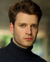 Congratulations to Louis Spencer, Viscount Althorp who has graduated with a  First from Arts Ed. His father Earl Spencer described Louis's valedictorian  speech as 'thoughtful, eloquent, funny and generous.' He has signed