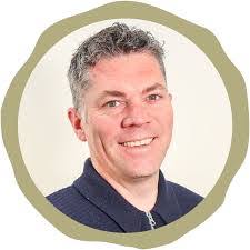 Roger Maier's Instagram, Twitter & Facebook