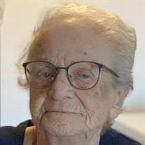 Mary Cales's Instagram, Twitter & Facebook