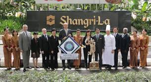 The hotel has 662 rooms and suites. Kee Hua Chee Live Shangri La Kuala Lumpur Won Best Business Hotel In Kuala Lumpur And Best City Hotel But No One Is Surprised Shangri La Kl Is The Best Hotel In Malaysia Anyway