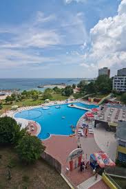 Oferta este valabila in perioada de extrasezon si ofera preturi mai mici in raport cu oferta standard. Litoralul Pentru Toti 2021 Saturn Hotel Cleopatra Pico Mar Travel