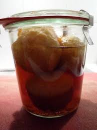 Baba A Rhum Dans Le Bocal Im Glas Rhum Alimentation Bocaux