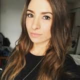 Elise Willoughby's Instagram, Twitter & Facebook