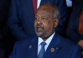 Madaxweynaha Jabuuti ayaa si adag u cambaareyay weerar ay kooxda  Argagaxisada ee Furuudka hubeysan xalay ka geysteen xerada Ciidanka Jabuuti  ee Garabtisan ee Gobolka Tajoora. Madaxweynaha Jabuuti ayaa sheegay in  sharciga la