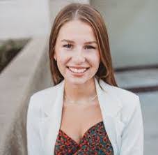 Natalie Raymer's Instagram, Twitter & Facebook