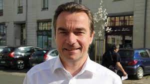 Apr 17, 2019 · henry iv had tried to defuse some of the country's religious conflict with the edict of nantes in 1589, which granted some religious freedom to the protestants, but his actions only upset some of. Municipales 2020 Le Maire De Chateau Gontier Philippe Henry Candidat A Sa Propre Succession Nantes Maville Com