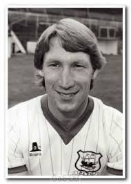 Edward Uzzell's Instagram, Twitter & Facebook